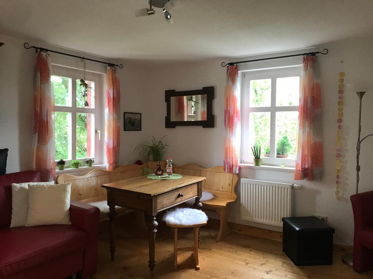 Apartmán Turmstueble Im Torhaus Von 1545 Burgbernheim Exteriér fotografie