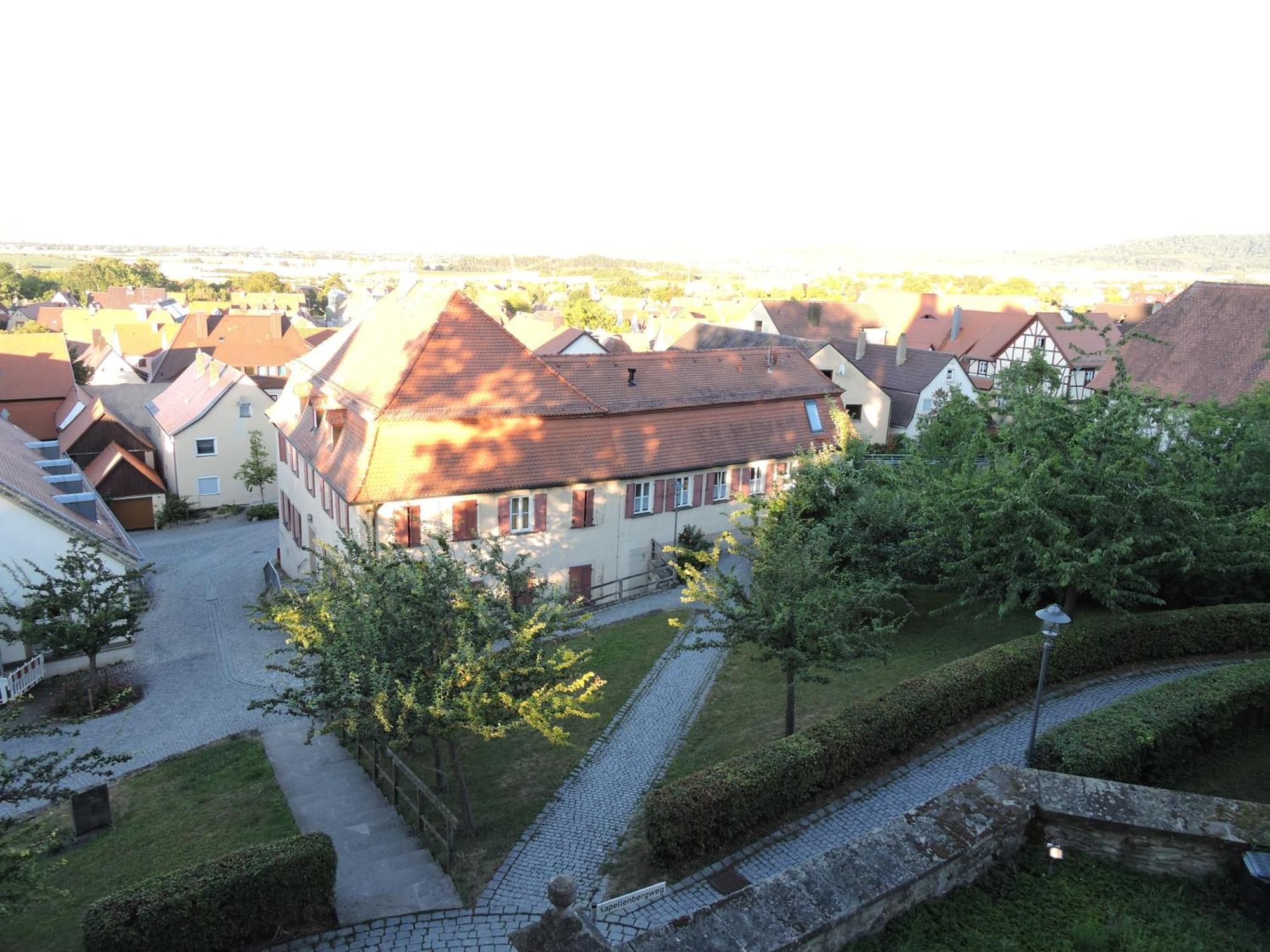 Apartmán Turmstueble Im Torhaus Von 1545 Burgbernheim Exteriér fotografie