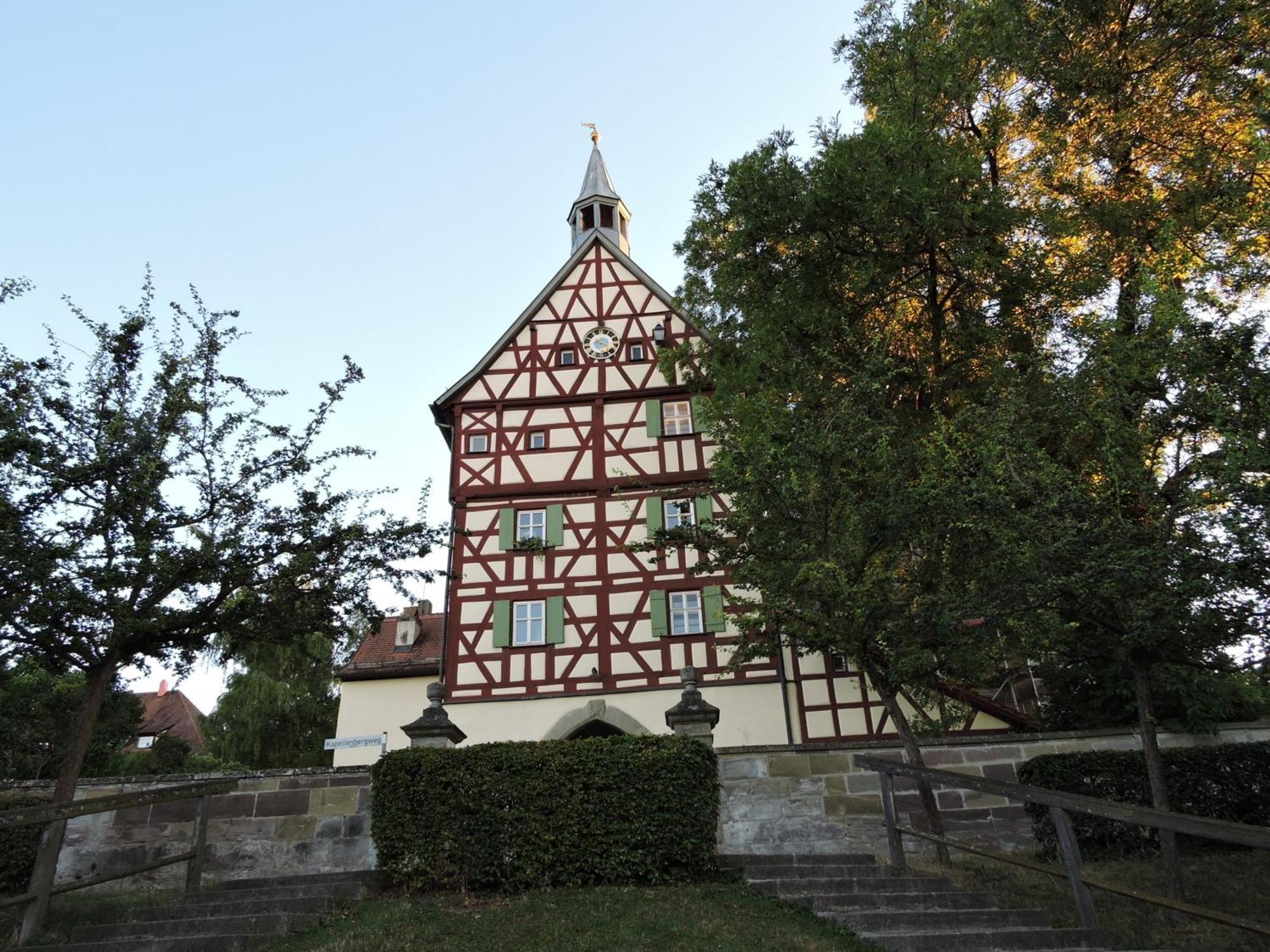 Apartmán Turmstueble Im Torhaus Von 1545 Burgbernheim Exteriér fotografie
